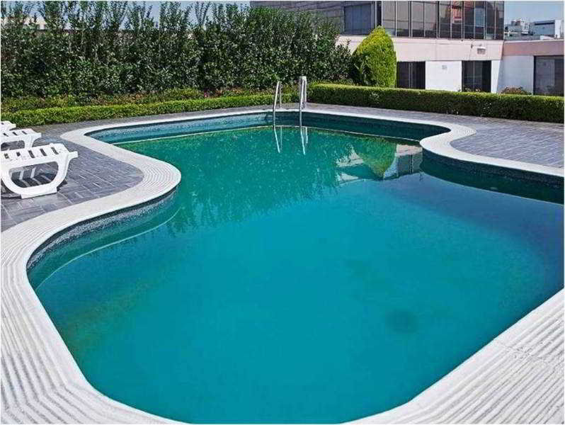 Pool
 di Corinto