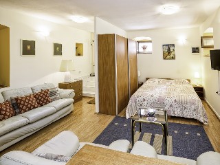 Room
Room
di Apartmani Zekan