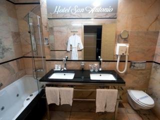 Room
Room
di San Antonio