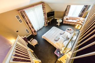 Room
Room
di Villa e Palazzo Aminta