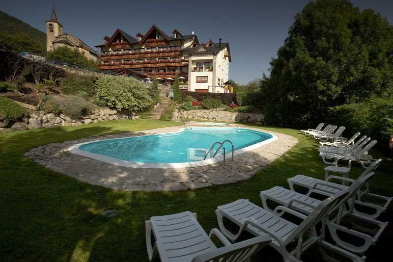 Pool
Pool
di La Morera