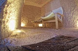 Sports and Entertainment
Sports and Entertainment
di Beauty Farm Villa Luisa