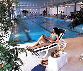 Pool
Pool
di Hôtel du Grand Lac Excelsior