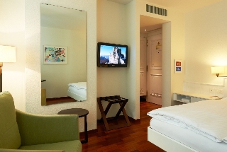 Room
Room
di Helmhaus Swiss Quality Hotel