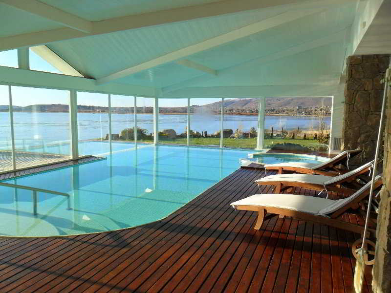 Sports and Entertainment
Sports and Entertainment
di Xelena Hotel & Suites