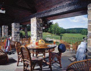 Terrace
 di Fairmont Le Chateau Montebello