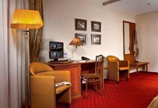 Room
Room
di Brothers Karamazov