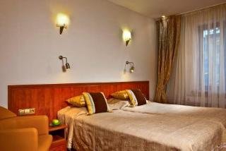 Room
Room
di Brothers Karamazov