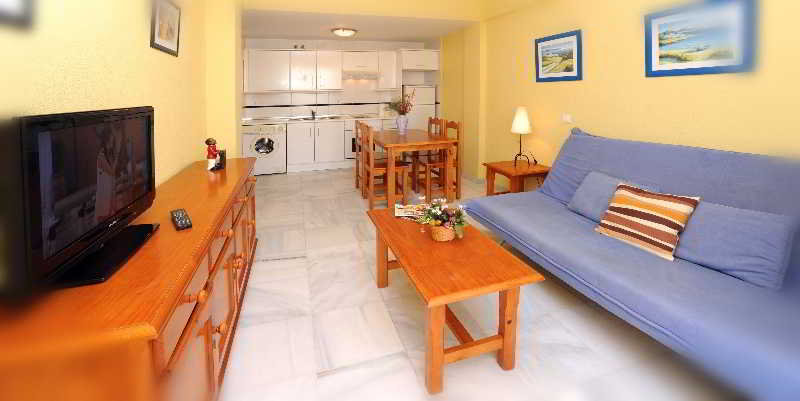 Room
Room
di Leo Velamayor