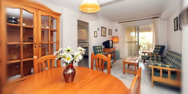 Room
Room
di Leo Velamayor