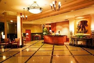 Lobby
 di Grand Diamond Suites Hotel