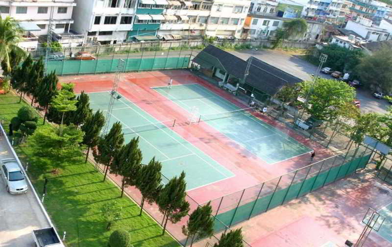 Sports and Entertainment
Sports and Entertainment
di Tipchang Lampang Hotel