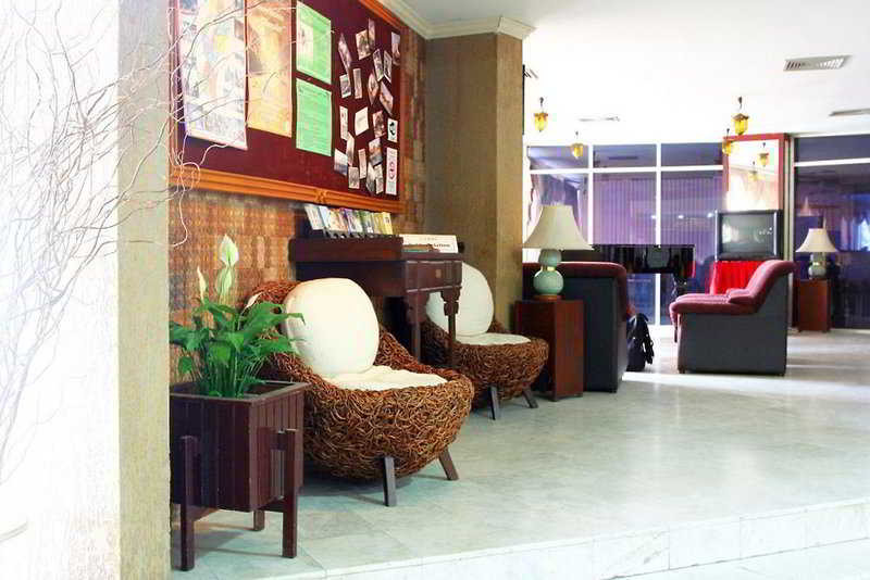 Lobby
Lobby
di Tipchang Lampang Hotel