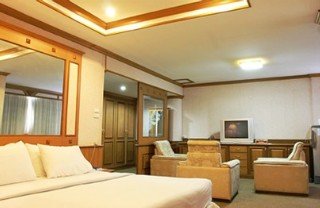 Room
Room
di Tipchang Lampang Hotel