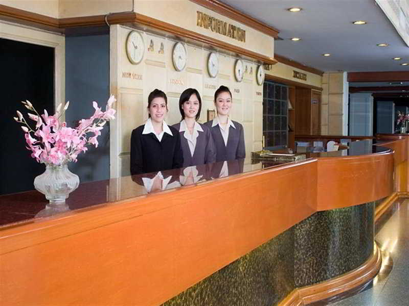 Lobby
Lobby
di La Paloma Hotel Phitsanulok