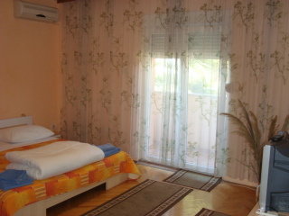 Room
Room
di Villa Luketa