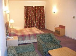 Room
Room
di Rush Inn