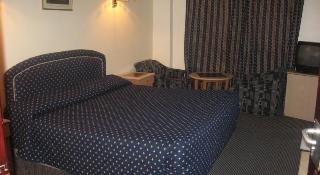 Room
Room
di Rush Inn