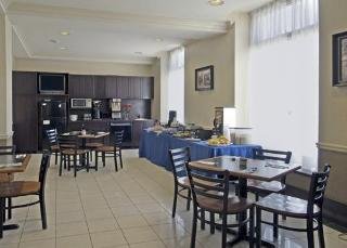 Restaurant
 di Rodeway Inn Champlain Waterfront