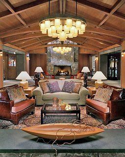Lobby
 di Four Seasons Resort and Residences Whistler