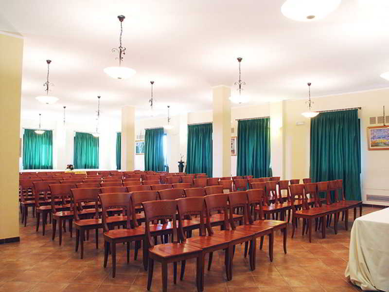Conferences
Conferences
di Giardino Degli Ulivi Resort & Spa