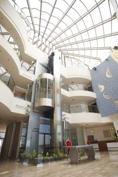 Lobby
Lobby
di Hotel Spa Torre Pacheco