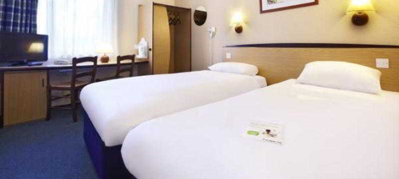 Room
Room
di Campanile Runcorn