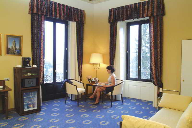 Room
Room
di Villa Porro Pirelli