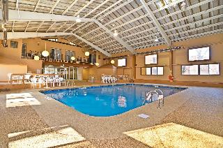 Pool
 di Best Western Summit Inn