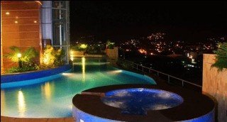 Pool
 di Crown Regency Hotel and Towers Cebu City