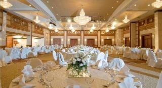 Sports and Entertainment
Sports and Entertainment
di Danat Al Ain Resort