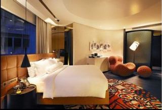 Room
 di Naumi Hotel