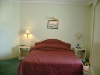 Room
Room
di Gokulam Park Kochi