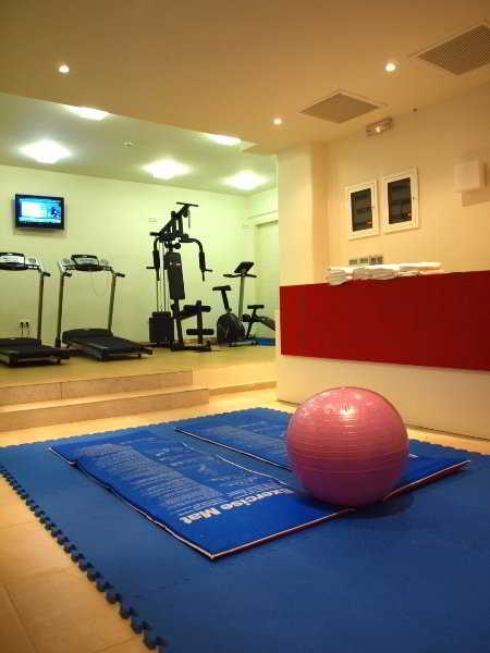 Sports and Entertainment
Sports and Entertainment
di Archipelagos Resort