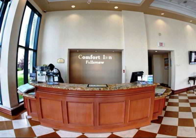 Lobby
 di Comfort Inn Fallsview Niagara