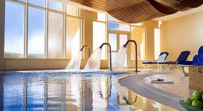 Sports and Entertainment
Sports and Entertainment
di Khatt Springs Hotel and Spa