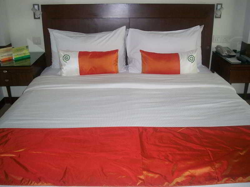 Room
Room
di Fortune Select Global