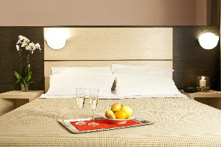 Room
Room
di CDH My One Hotel La Spezia