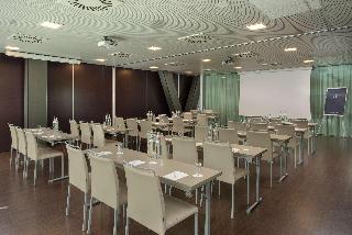 Conferences
Conferences
di NH-Orio Al Serio