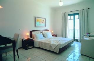 Room
Room
di Tharroe Of Mykonos