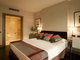 Room
Room
di Zen Balagares