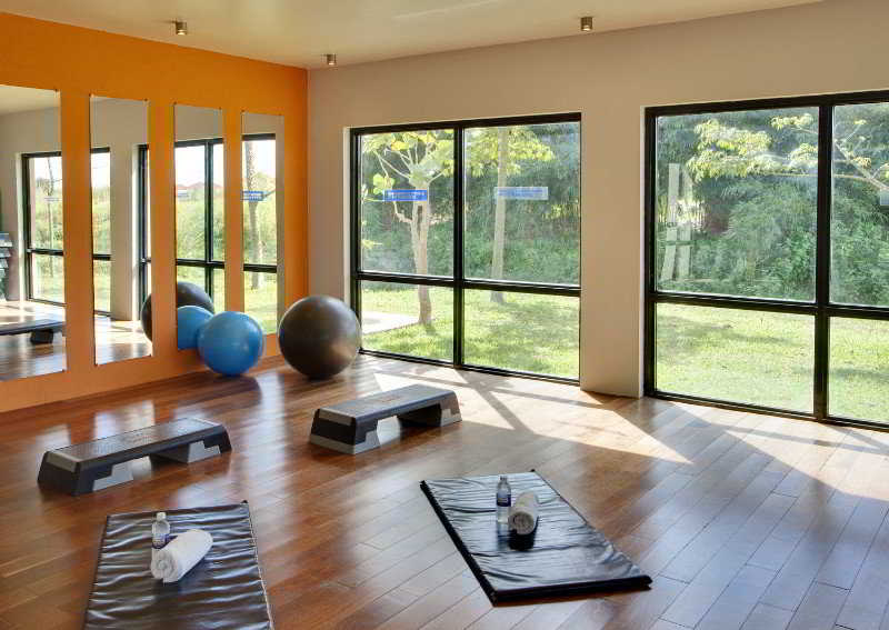 Sports and Entertainment
Sports and Entertainment
di Sheraton Gambia