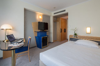 Room
Room
di Austria Trend Hotel Schillerpark
