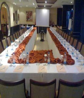 Conferences
Conferences
di Golden Tulip Hotel Qasr Al Nasiria