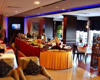 Restaurant
Restaurant
di Golden Tulip Hotel Qasr Al Nasiria