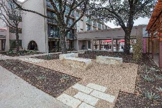 Ramada By Wyndham Austin South