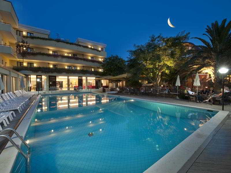 Pool
Pool
di Park Hotel Kursaal