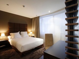 Room
Room
di Langrehotel & Spa