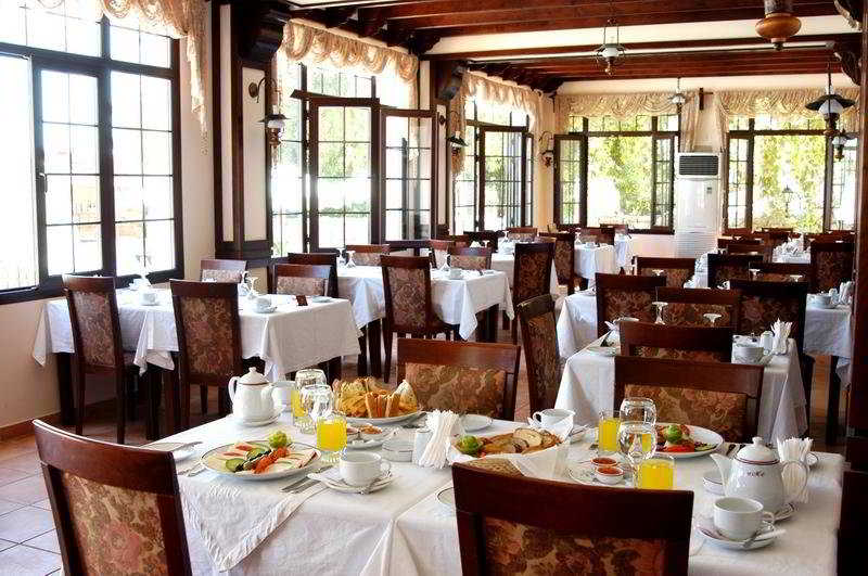 Restaurant
Restaurant
di Bellapais Monastery Village