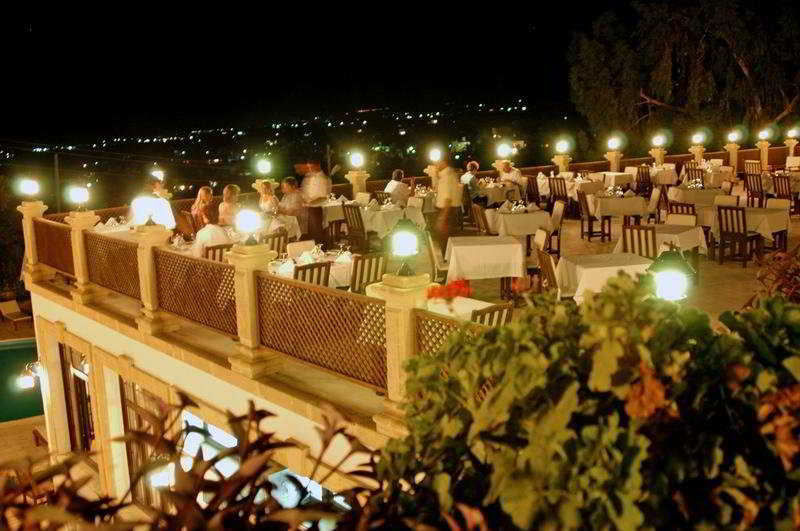 Terrace
Terrace
di Bellapais Monastery Village